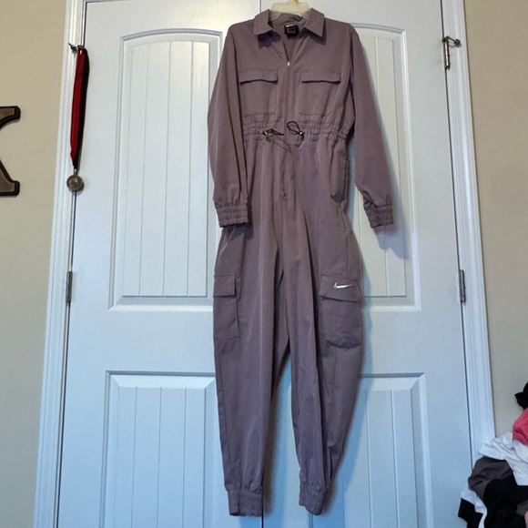 Nike Utility Jumpsuit - Picture 2 of 3